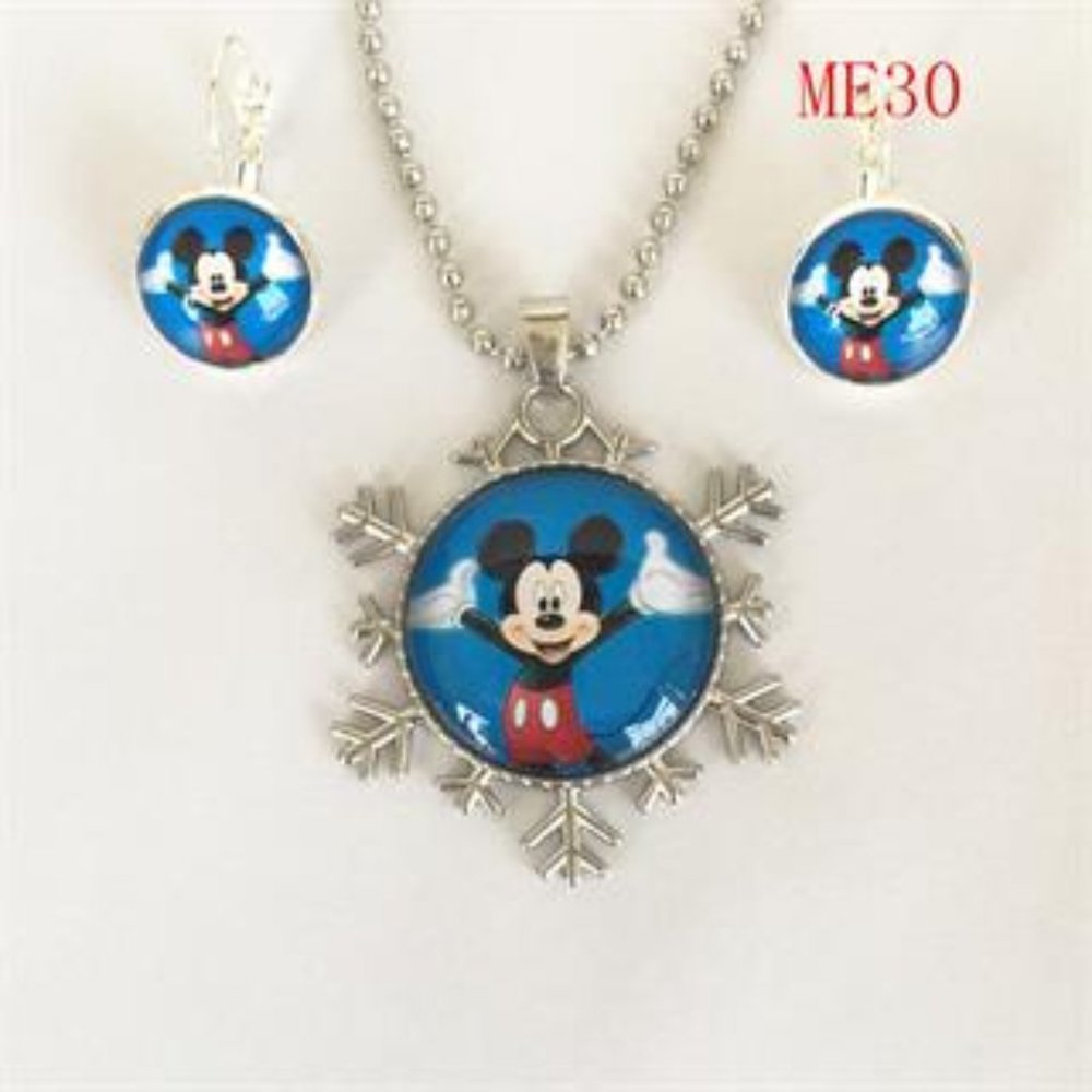 NWOT Sweet Mikey Necklace & Earrings